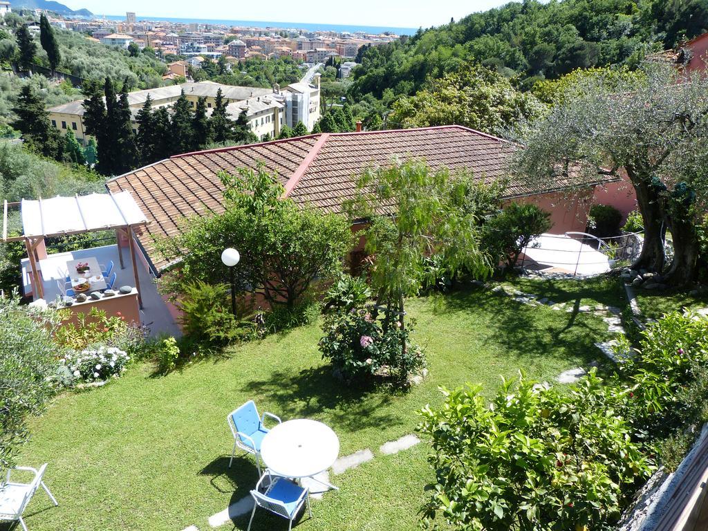 Garden Lodge Chiavari Exterior photo